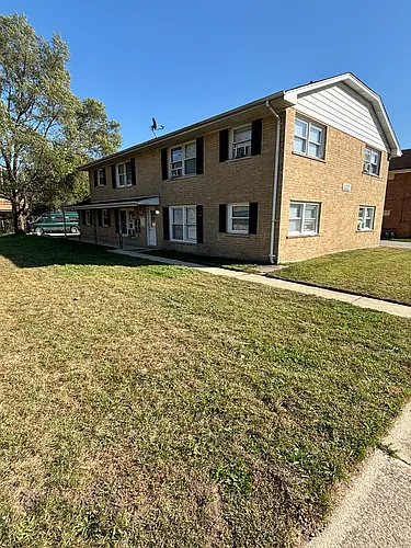 14501 Van Buren St #2E Photo 1