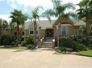 18606 Barbuda Ln, Houston, TX 77058