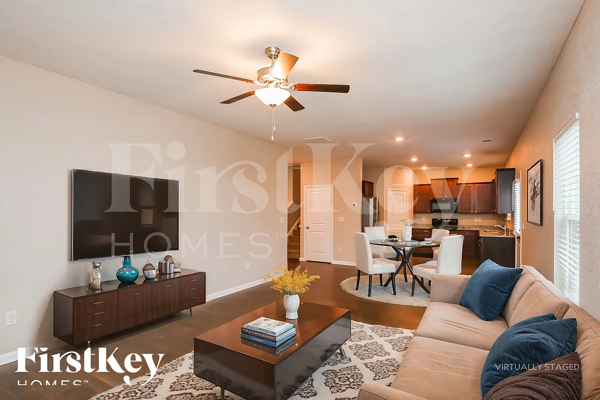 Building Photo - 811 Walnut Creek Cir