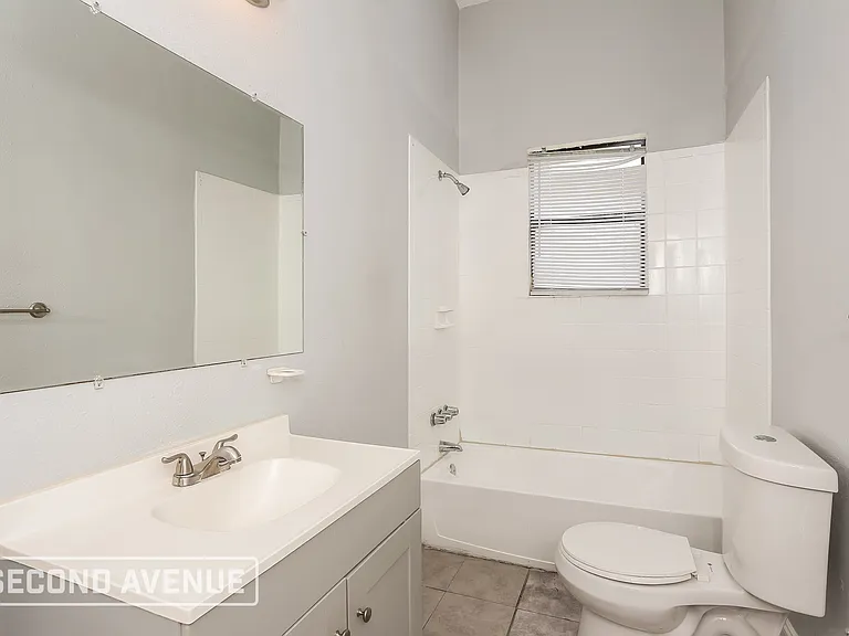 1619 Whitner St — Photo 12