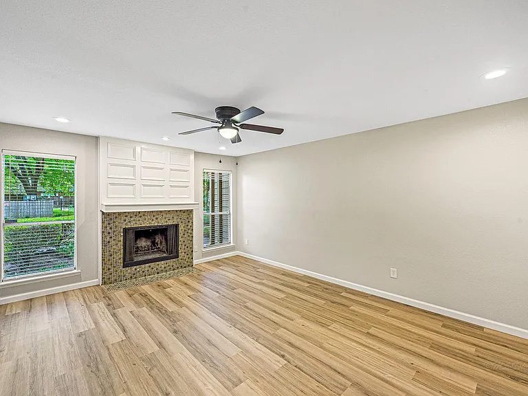 1500 Sandy Springs Rd #35 — Photo 5