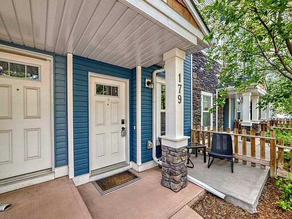 3rd image of 179-2802 Kings Heights Gate SE #179