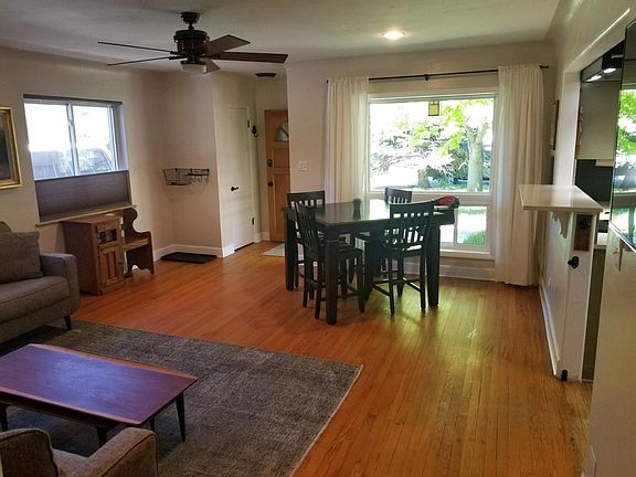 4th image of 820 Krameria St