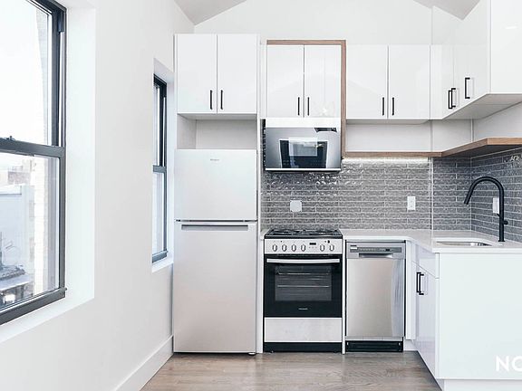 2nd image of 595 Marcy Ave #7