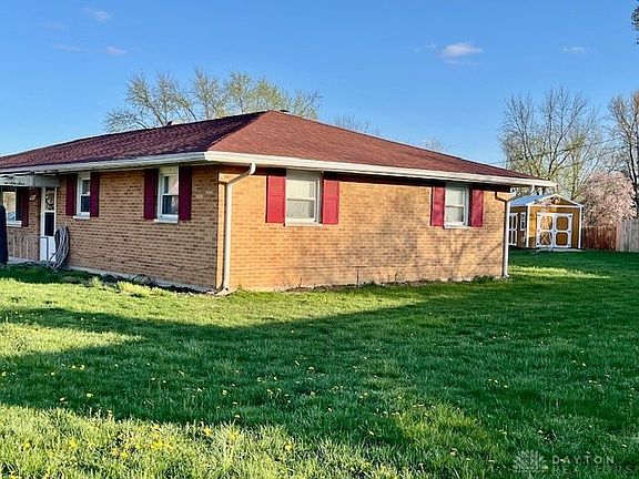 2nd image of 5915 Woodmore Dr