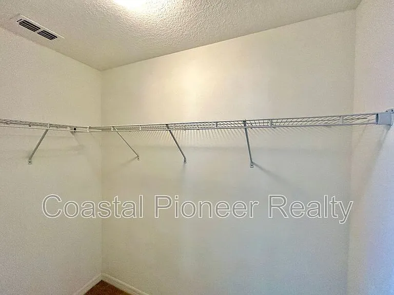 2123 Roanoke Springs Dr — Photo 25