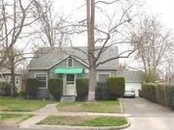 622 Catherine St, Medford, OR 97501