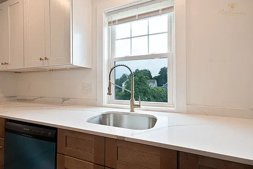 9 Colwell St Photo 1