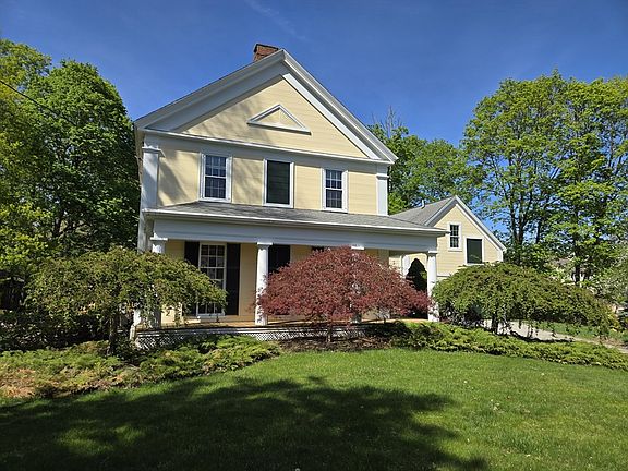 2nd image of 531 Foundry St #B