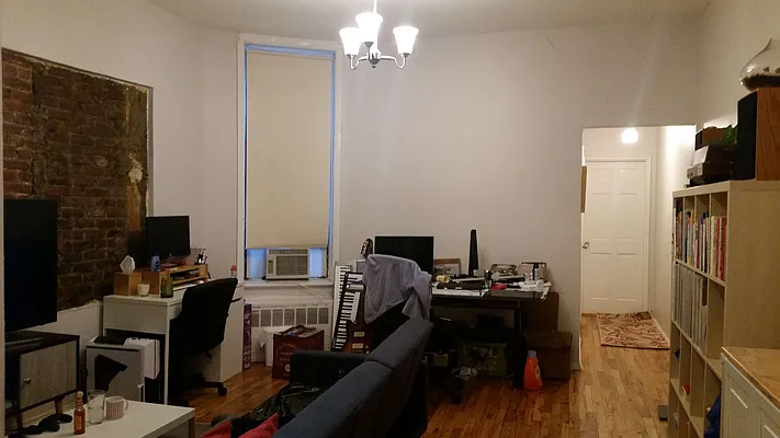 Rented by Signature Property Realty | media 10