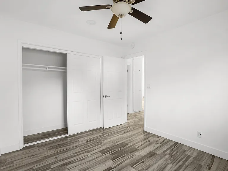 813 S Parton St — Photo 17