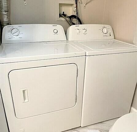 5th image of 3517-21 W Grace St #1