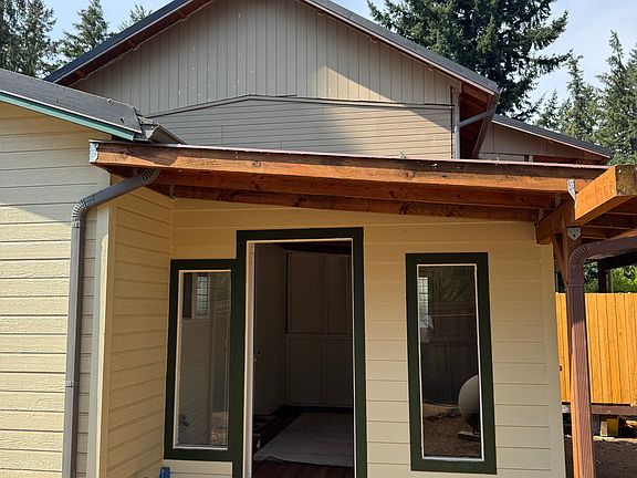 2nd image of 21953 S Redland Rd