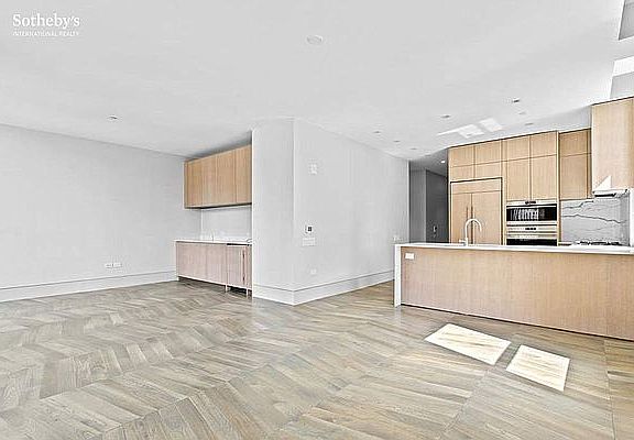 4th image of 49 Chambers St APT 11A