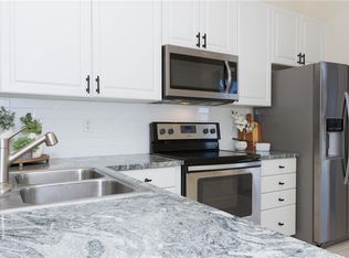 9926 E Villa Cir, Vero Beach, FL 32966