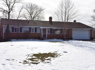 798 Navajo Trl, Macedonia, OH 44056