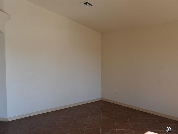 3rd image of 2153 N Garcia Blvd