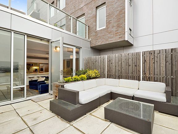 5th image of 238 Saint Marks Ave APT 5A