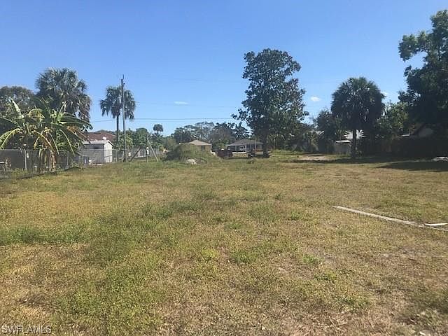 2nd image of 27715 Horne Ave