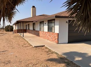 10774 Barbet Rd, Phelan, CA 92371