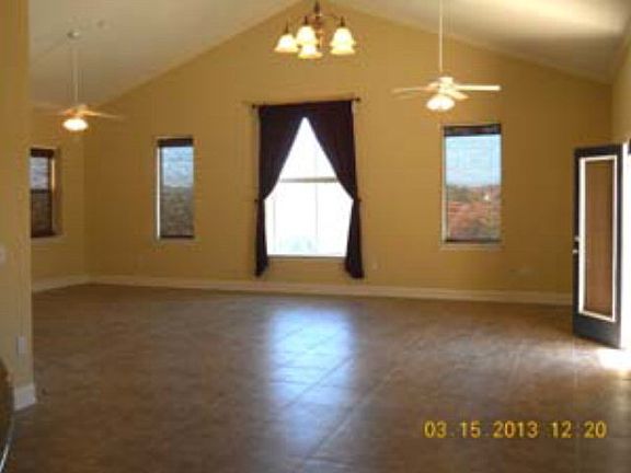 3rd image of 100 Bella Harbor Ct Unit 114