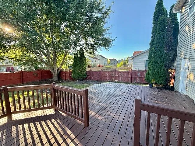 1701 Courtwright Dr — Photo 24