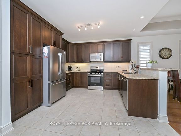 5th image of 164 Ridge Way