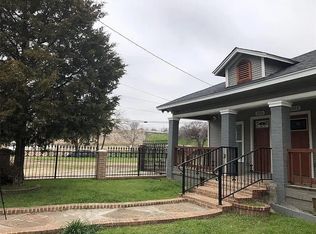 1031 E 10th St, Dallas, TX 75203