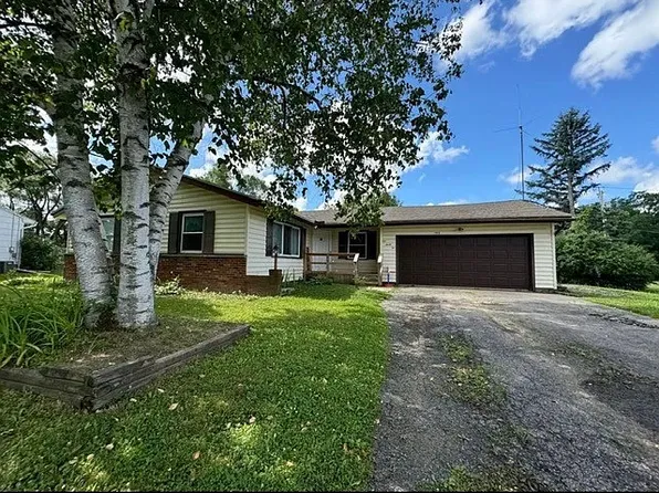 192 Red Lion Rd, Henrietta, NY 14467