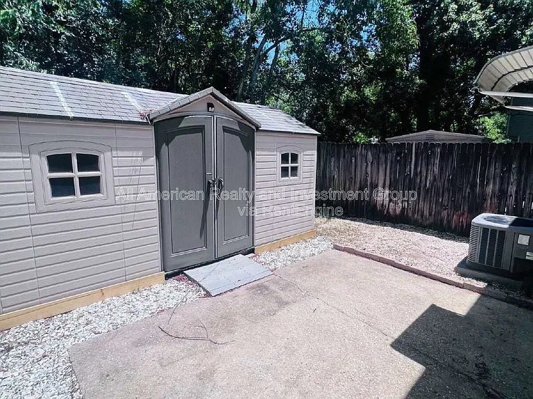 1815 Pointed Leaf Ln — Photo 16