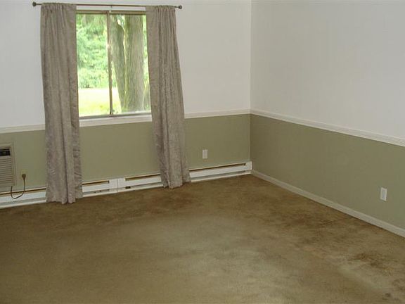 2nd image of 5367 Dunmore Dr