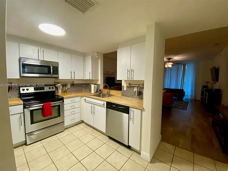 1250 S Miami Ave #1312 — Photo 11