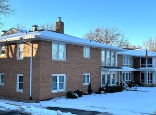 1225 SW Lakeside Dr APT 2, Topeka, KS 66604