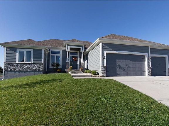 3rd image of 1200 N Heartland Dr