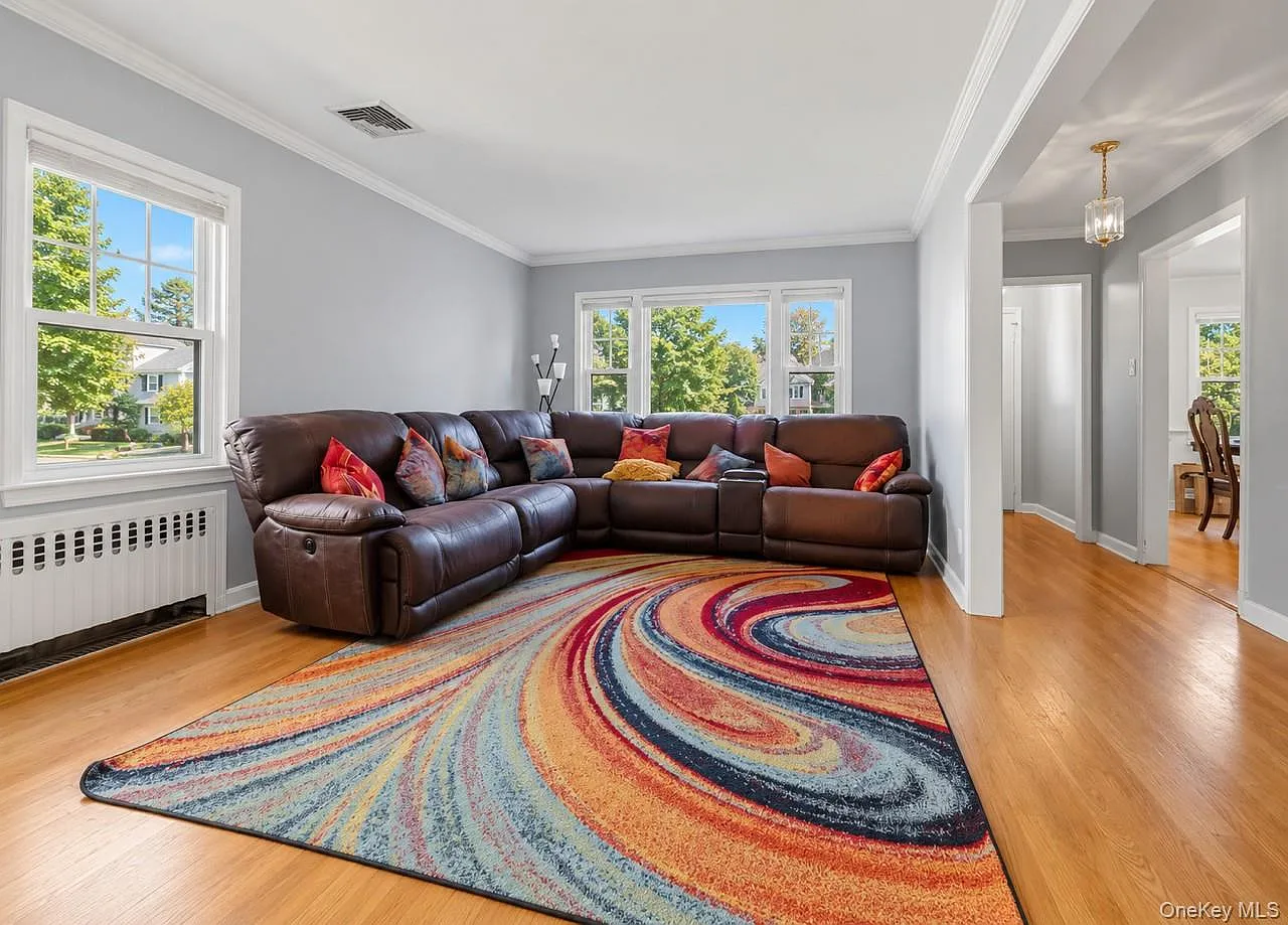 2 bed, 2.0 bath, 2247 sqft, $7,000 — Photo 4