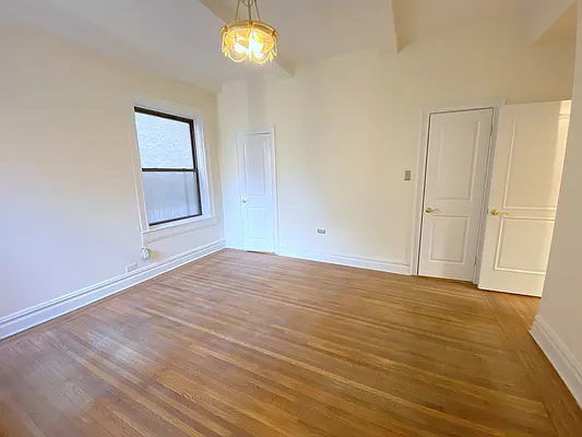 Rented by Bond New York | media 56