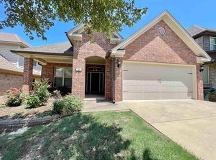 15 Forest Valley Ln, Little Rock, AR 72223