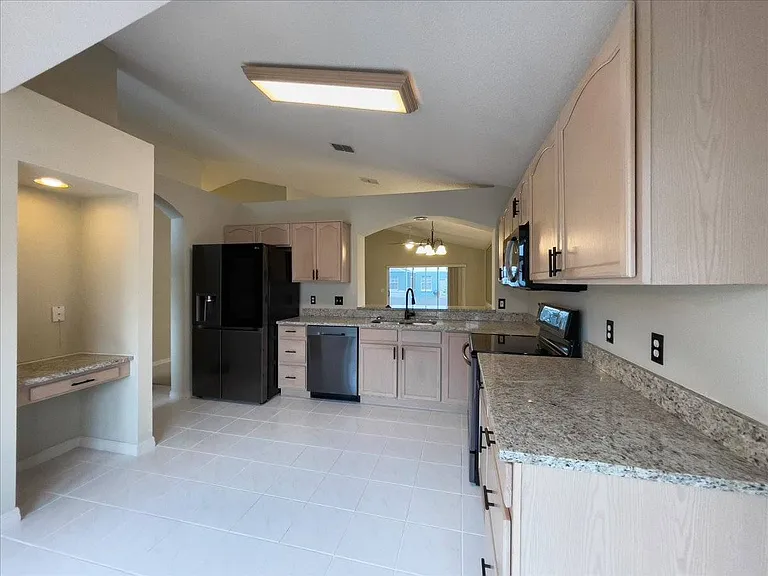 218 Langford Park Dr — Photo 3