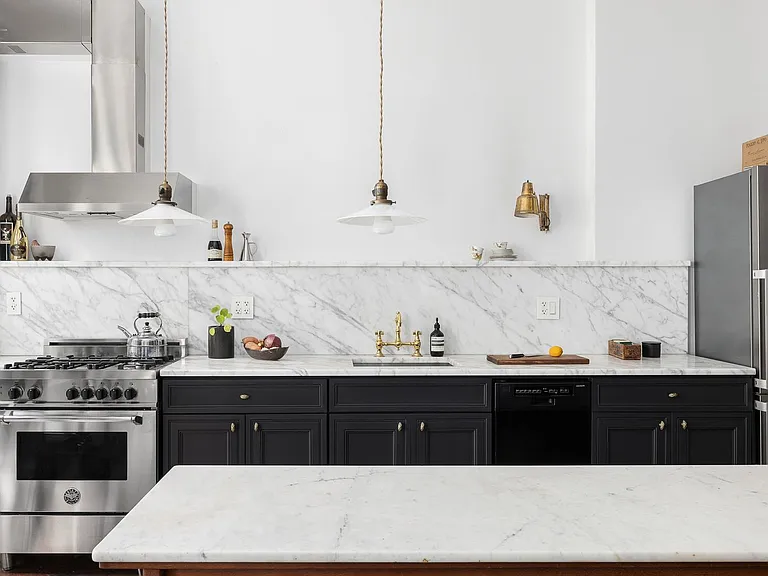 82 Chauncey St #2 — Photo 4