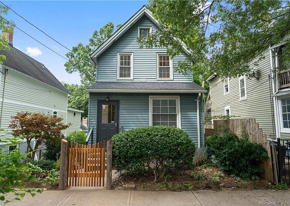 1st image of 124 Greenwich Ave