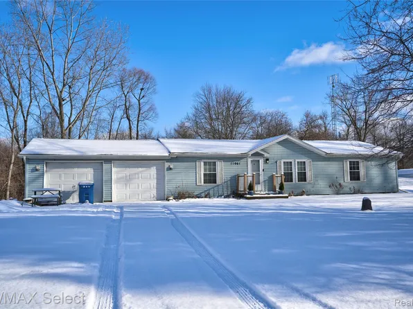 11061 Main Rd, Fenton, MI 48430