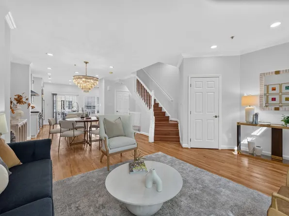 715 G St SW, Washington, DC 20024