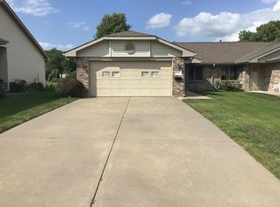 2310 Lynnridge Pl, Lincoln, NE 68521