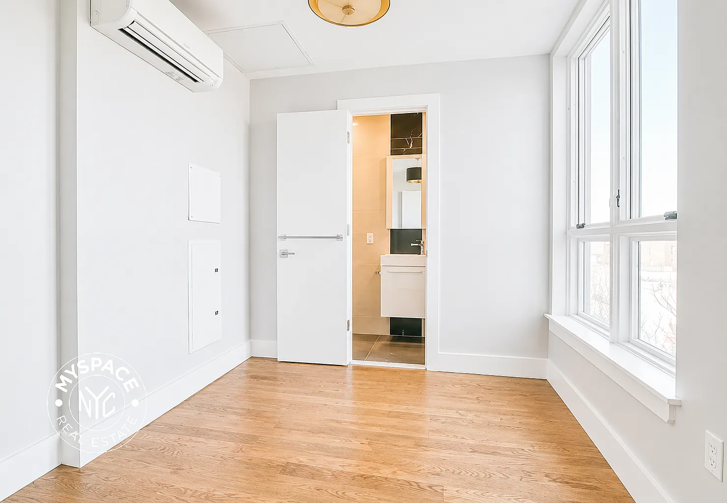 680 East 21st Street — Photo 4