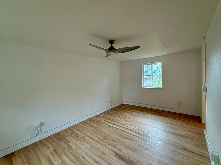 1415 S Jackson St — Photo 5