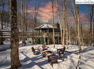 116 Creekridge Rd, Banner Elk, NC 28604