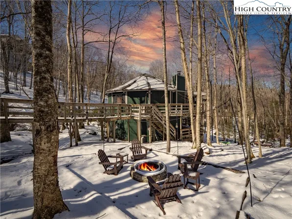 116 Creekridge Road, Beech Mountain, NC 28604