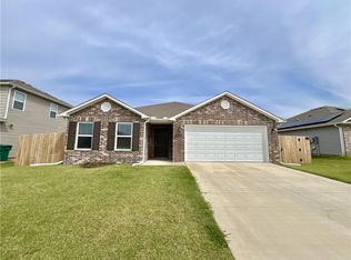 1750 King Rd, Centerton, AR 72719