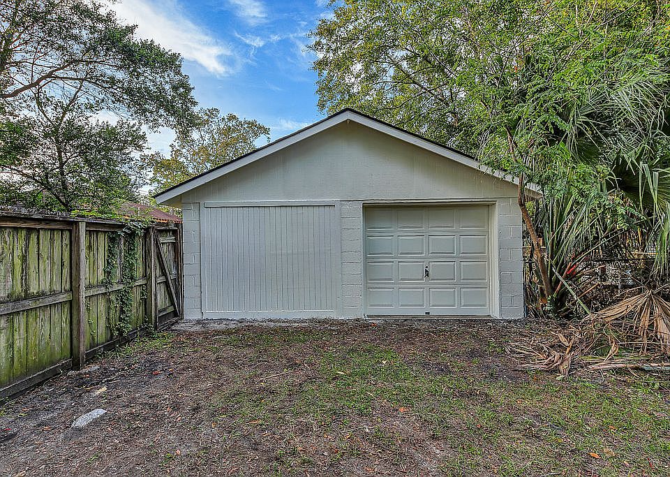 206 Forrest Ave, Savannah, GA 31404 | Zillow