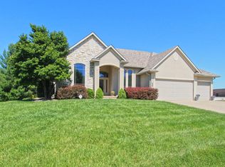 5801 Thornbrook Pkwy, Columbia, MO 65203
